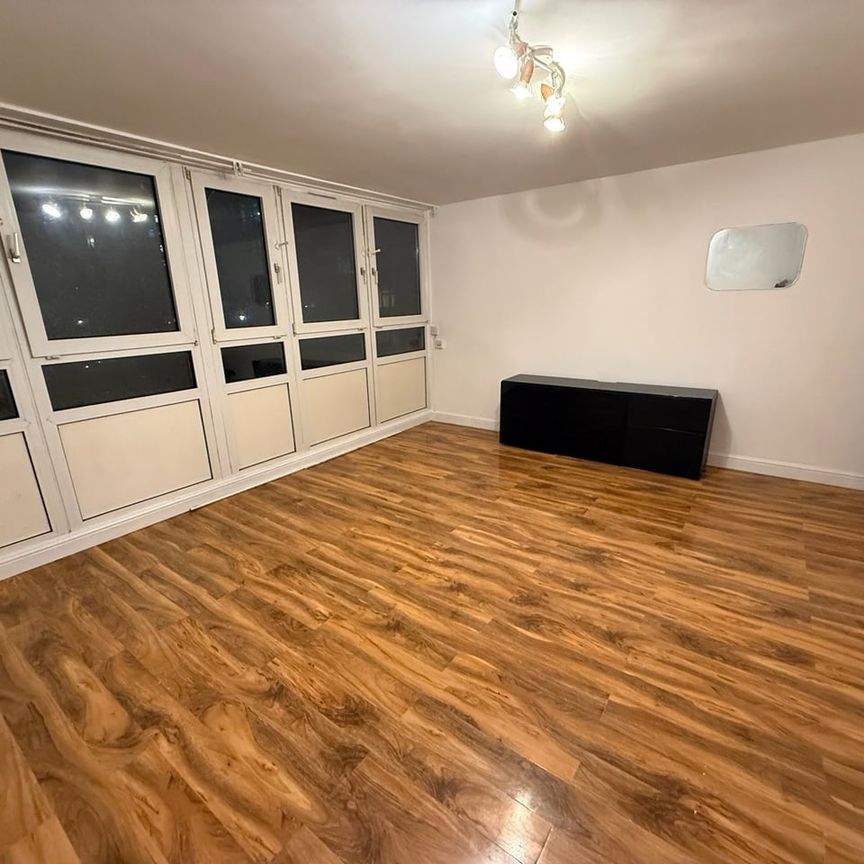 3 Bed Maisonette, Giraud Street, E14 - Photo 1