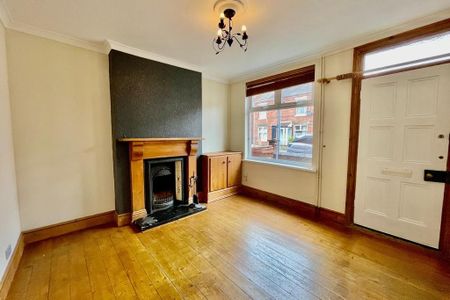 2 bedroom terraced house to rent - Photo 2