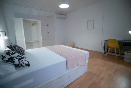 Carrer de lAlmudí, Valencia, Valencian Community 46003 - Photo 4