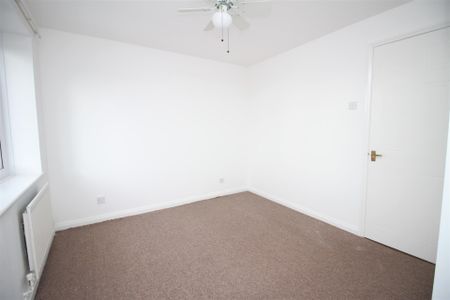 2 bedroom End of terrace house to rent in Friars Way, Newcastle Upon Tyne NE5 - Photo 3