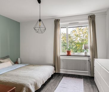 Filipstadsbacken, Farsta - Photo 1