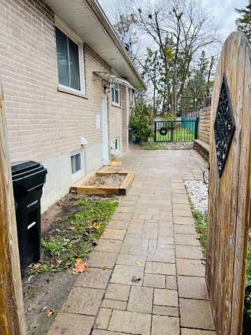 For Lease - 208 Wellington Street Unit# Bsmt, Barrie, Ontario - Photo 2