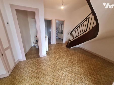 DUPLEX 4 chambres - A LOUER - MONTOIRE/ LOIR - Photo 2