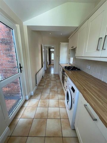 31 Lansdowne Park, Belfast, BT15 4AF - Photo 3