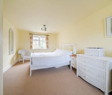 3 bedroom cottage to rent - Photo 6