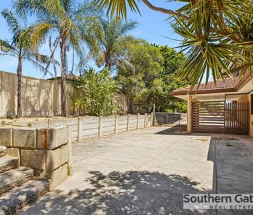 COSY FAMILY HOME IN CONVENIENT LOCATION - Photo 6