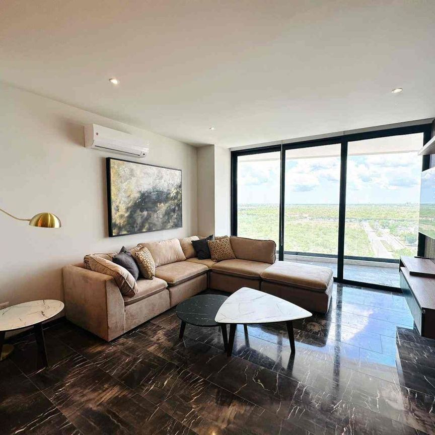 Departamento amueblado, de 3 recámaras, en Town Square. - Foto 1