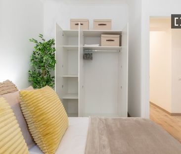 barcelona, Catalonia 08025 - Photo 2