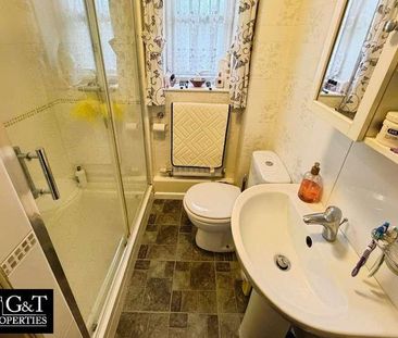 The Parklands, Park Street, Kingswinford, DY6 - Photo 2