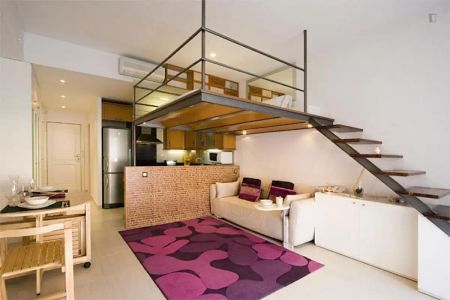 Estudio de alquiler en El Raval - Photo 3