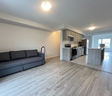 For Lease - 29 Andean Lane, Barrie, Ontario - Photo 1