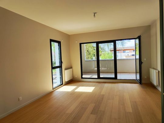 Location Appartement 2 pièces 55m² POITIERS 86000 - Photo 1