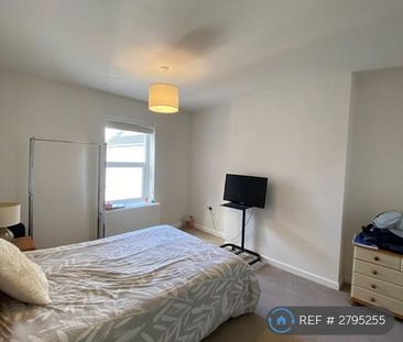 3 bedroom maisonette to rent - Photo 1