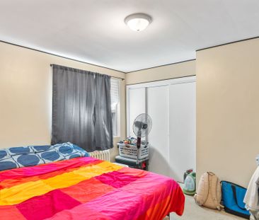 For Lease - 213 Lakeshore Road Unit# 1, Mississauga, Ontario - Photo 1