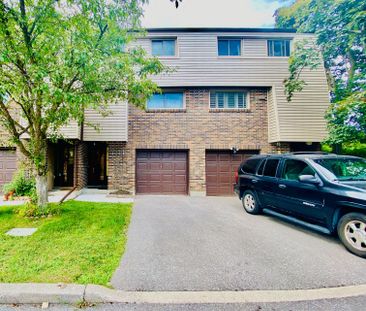 For Lease - 2020 Pharmacy Avenue Unit# 2, Toronto, Ontario - Photo 4