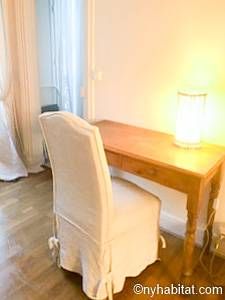 Logement à Paris, Location meublée - Studio T1 - Saint-Germain des Prés (PA-3326) - Photo 5