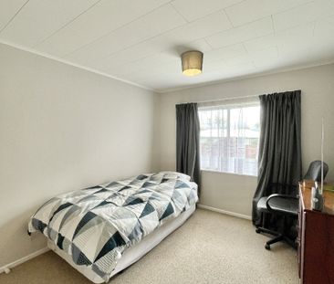 Charming 2-Bedroom Home In Clouston Park! - Photo 1