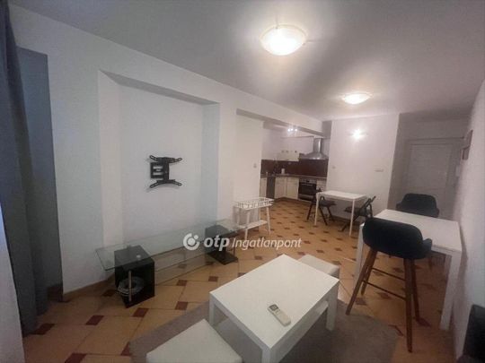 Kiadó jó állapotú lakás - Szeged - Fotó 1