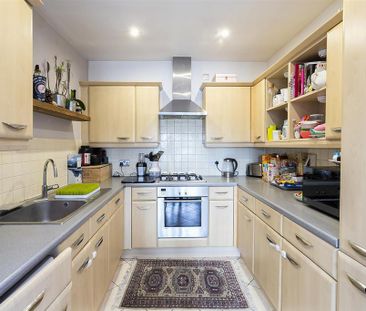 2 bedroom apartment to rent - Photo 6