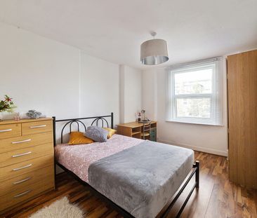 🏡 An Amazing Property in Haringey - Must be Seen! 🏡 Room 2 - Photo 6