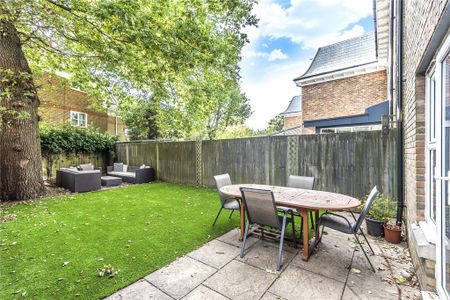 4 bedroom semi-detached house to rent - Photo 2