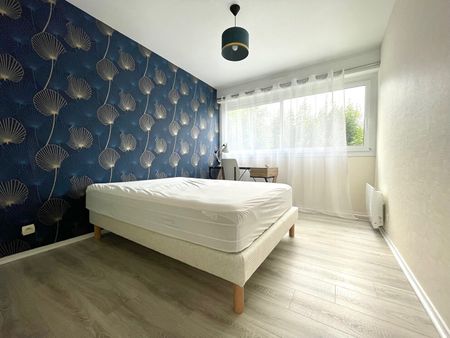 Location Appartement 5 pièces 112m² BREST 29200 - Photo 3