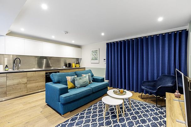 Studio to rent - Photo 1