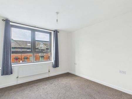 Page Road, Bedfont,TW14 - Photo 2