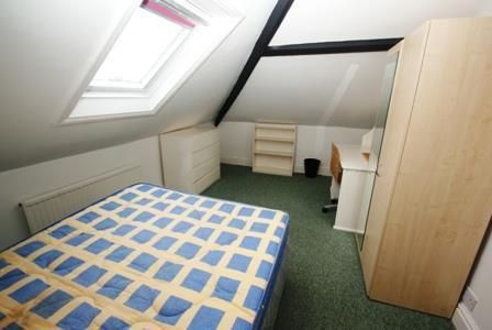 7 bedroom maisonette to rent - Photo 4