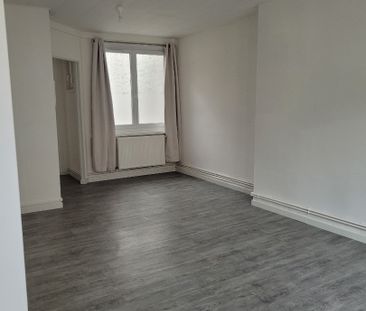 Location Appartement 2 pièces 49m² LENS 62300 - Photo 6