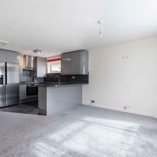 Whaddon Court, Cheltenham, GL52 - Photo 1