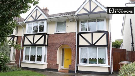 Cozy room in 5-bedroom houseshare in Castleknock, Dublin - Photo 5