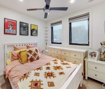 Stylish Ground Floor Apartment in Prime Inner-City Location - Photo 1