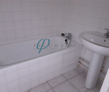Location Appartement 3 pièces 56m² ST PIERRE MONTLIMART 49110 - Photo 1