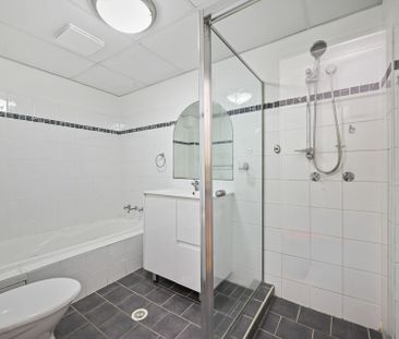 Well Presented Apartment in Prime Westmead Location - Photo 4