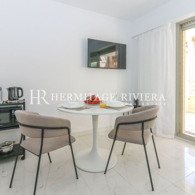 Studio avec terrasse dans le carré d'or - Photo 1