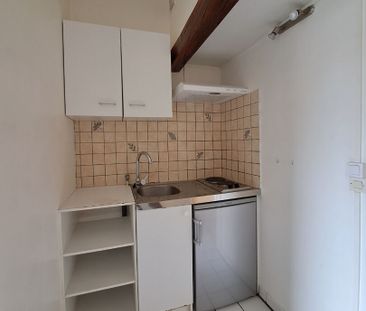 Location Appartement 2 pièces 27m² - Photo 3