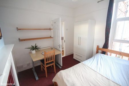 5 bed student house to rent - Photo 4