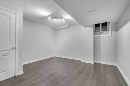 For Lease - 7 Blairmore Terrace, Brampton, Ontario - Photo 2