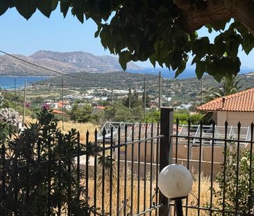 Μονοκατοικία για ενοικίαση - Παλαιά Φώκαια, - Photo 3