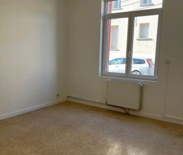 A LOUER APPARTEMENT EN RDC QUARTIER REMICOURT A ST QUENTIN 02100. - Photo 3