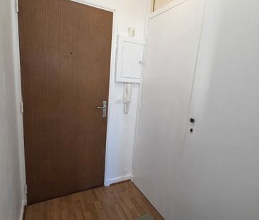 Location Appartement 1 pièce 27m² ORLEANS 45000 - Photo 6