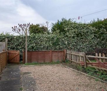 3 bedroom terraced house to rent - Photo 6