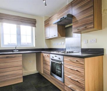 2 bedroom flat to rent - Photo 5