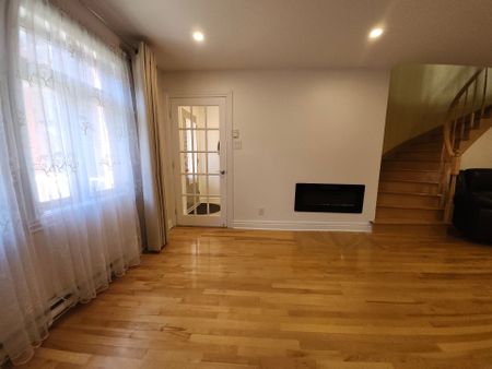 9930 Rue Paul-Comtois - Photo 2