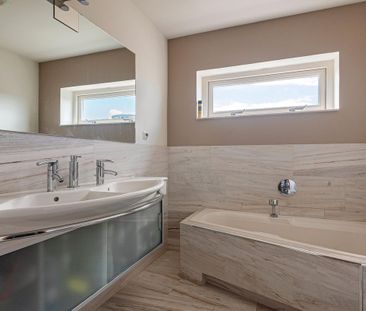 Parallel Boulevard 45 - Photo 6