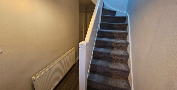 Mexborough Place, Chapel Allerton, Leeds, LS7 3EB - Photo 1