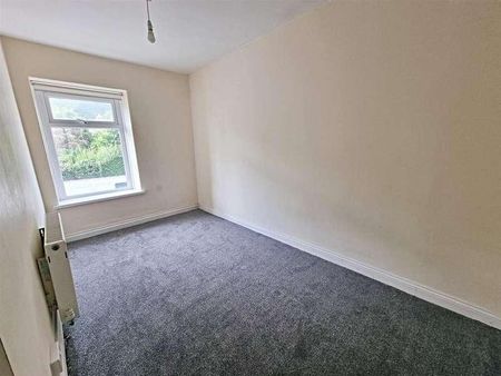 Broadway, Treforest, Pontypridd, CF37 - Photo 2