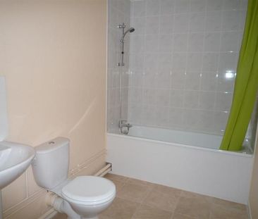 Location Appartement 2 pièces 49m² VALENCIENNES 59300 - Photo 6