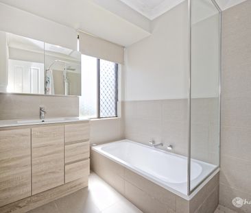 3X1 FAMILY HOME WITH HUGE BACKYARD!!! - Photo 6